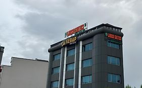 Lucca Suites Hotel